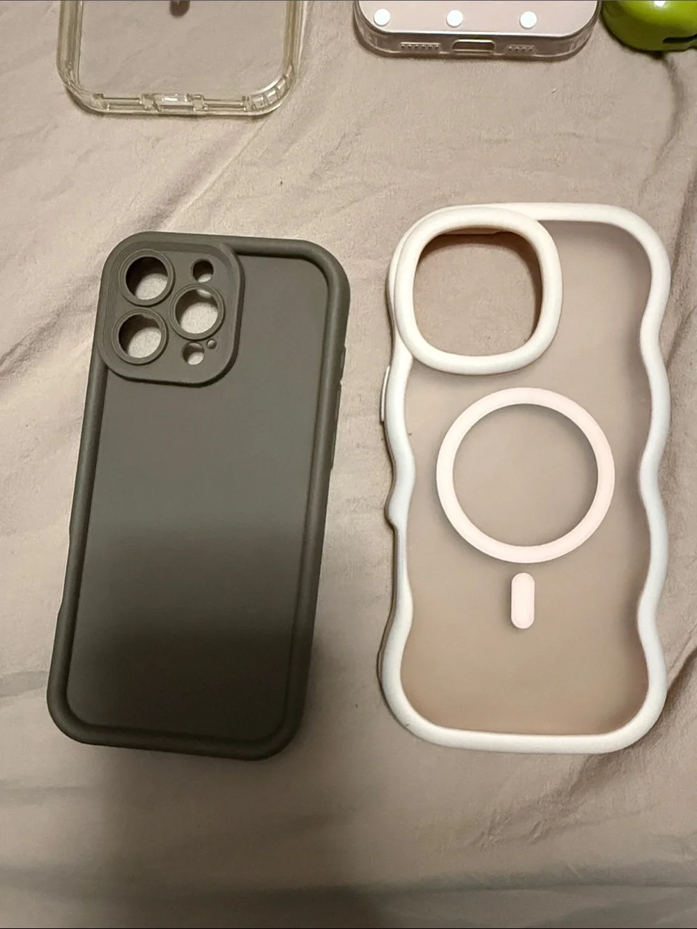 Cute iPhone 16pro Max cases!
